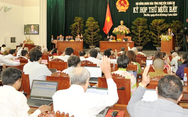 "kien quyet xu ly, thay the can bo vi pham" hinh 1