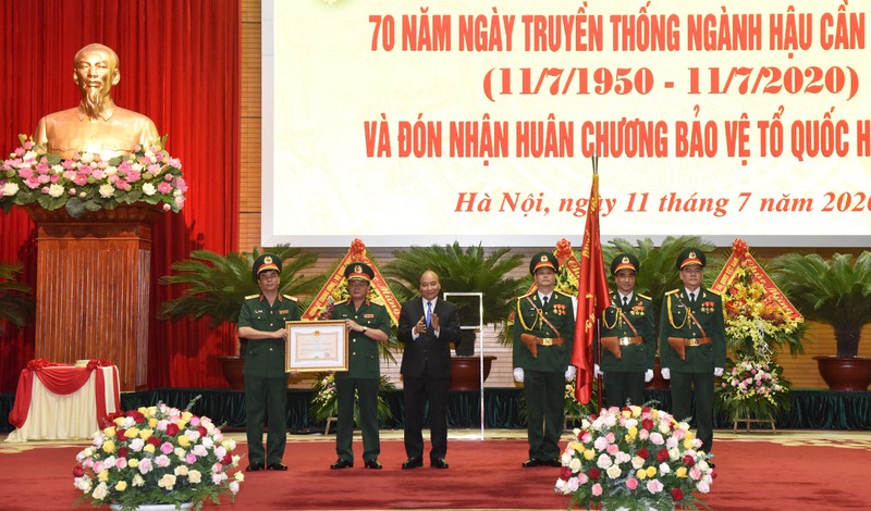 thu tuong: can bo hau can phai coi can bo, chien si nhu anh em ruot thit cua minh hinh 2