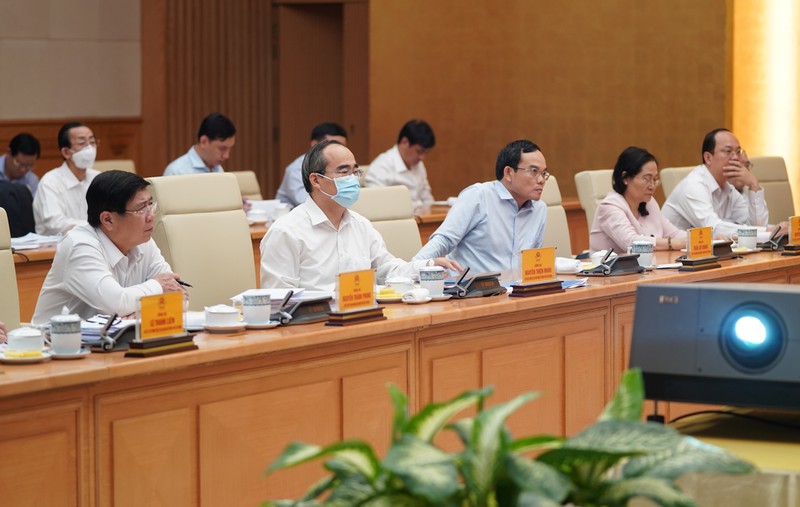 ban can su dang chinh phu gop y du thao van kien dai hoi dang bo tphcm hinh 4