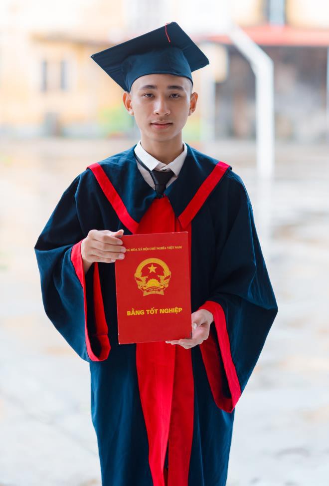 thu khoa 29,75 diem khoi a ca nuoc tung bo hoc 3 nam di lam thue hinh 1