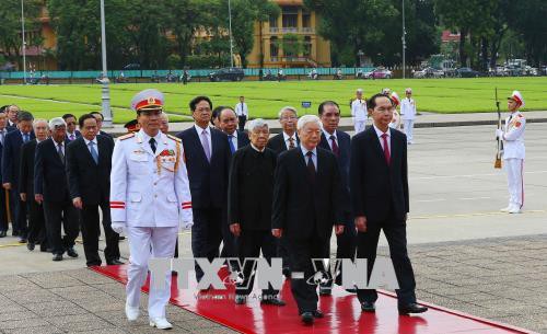 anh: lanh dao dang, nha nuoc vao lang vieng chu tich ho chi minh hinh 2
