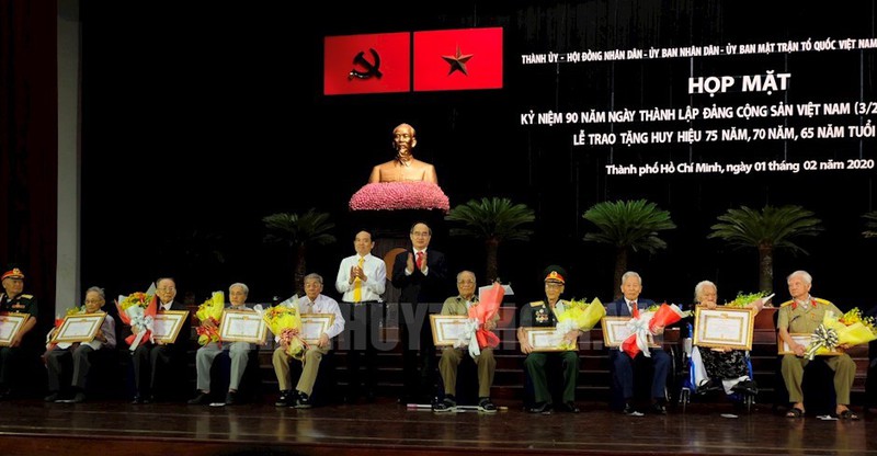 tphcm hop mat ky niem 90 nam ngay thanh lap dang cong san viet nam hinh 2