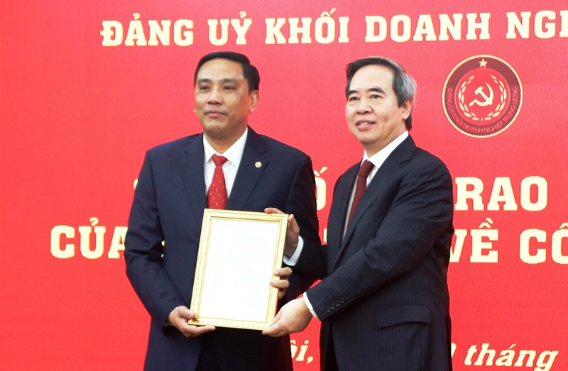 ban bi thu trung uong dang chuan y nhan su moi hinh 1