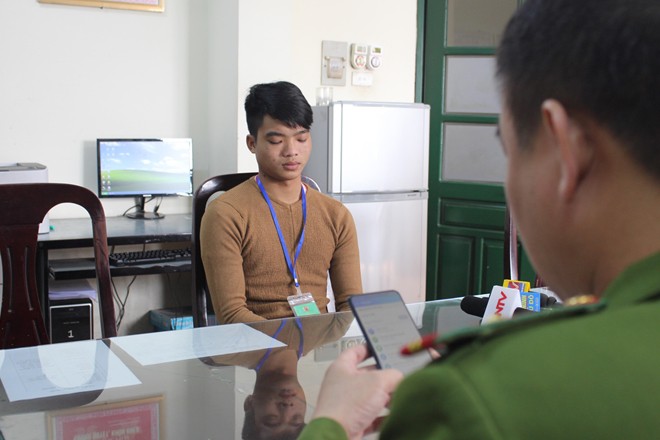 doi tuong thu gom 600kg khau trang y te da qua su dung o vinh phuc khai gi? hinh 1