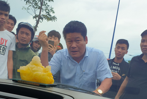 truy to nhom giang ho vay xe cho cong an hinh 2