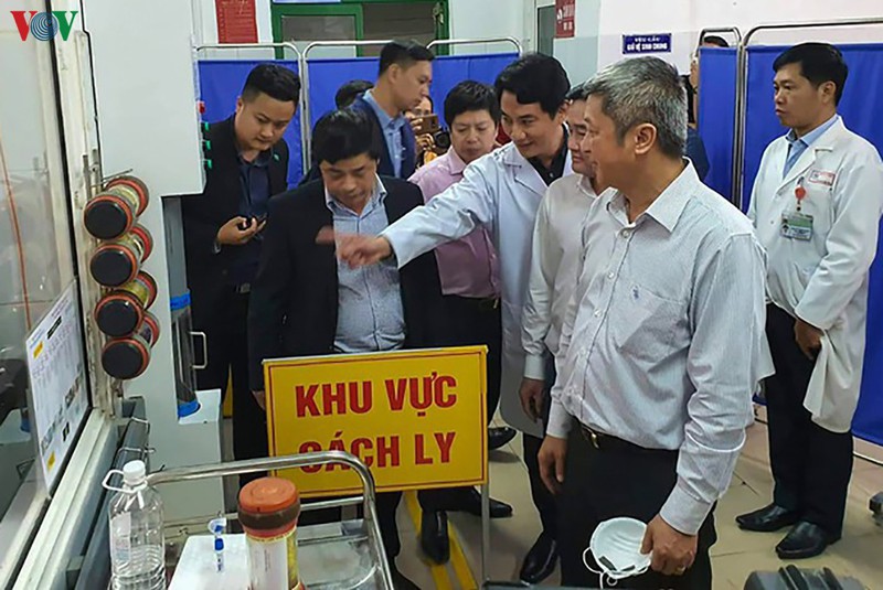 benh nhan mac covid-19 duoc dieu tri mien phi, vi sao? hinh 1