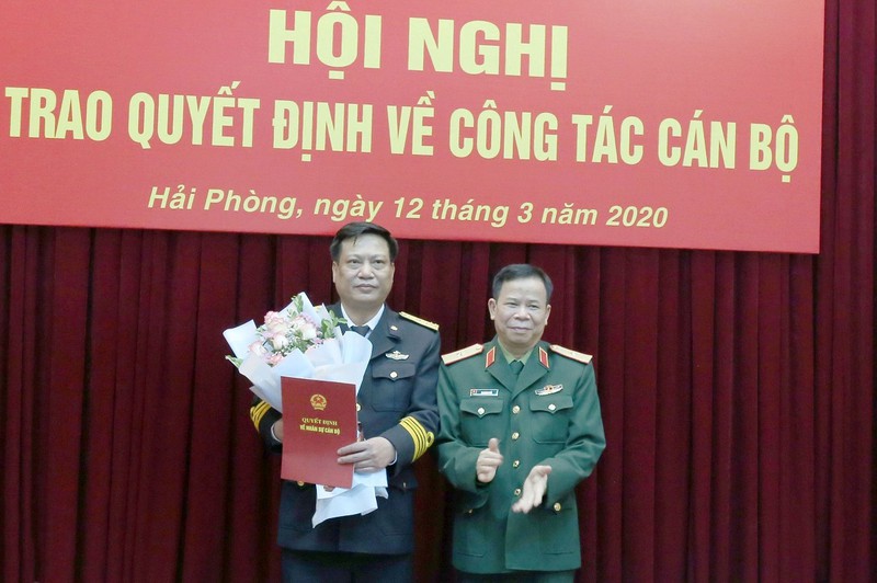 bo nhiem nhan su quan chung hai quan, quan khu 2 hinh 1