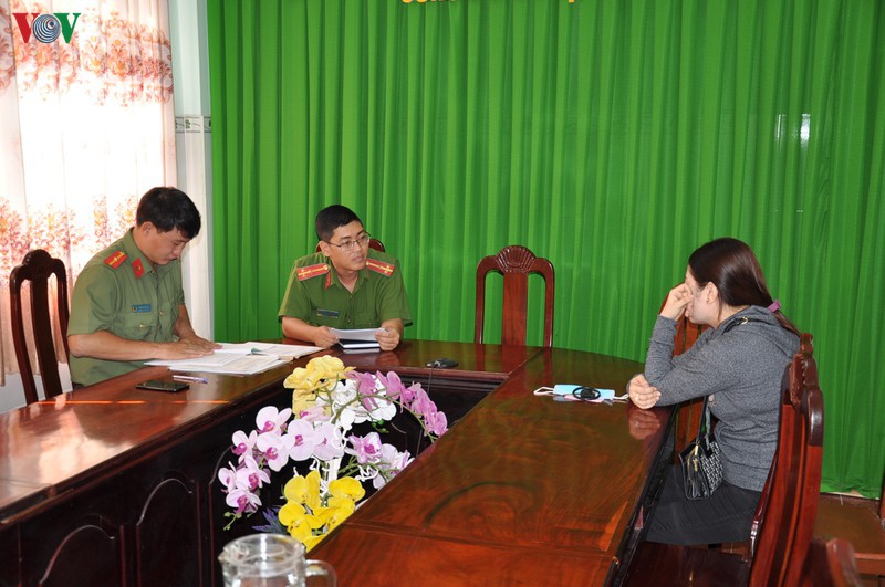 nong 24h: tung tin gia ve dich covid, nhieu doi tuong bi xu phat hinh 1