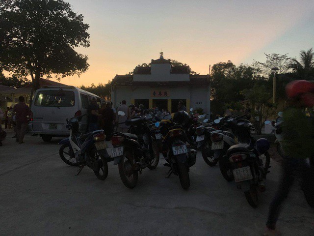 nghi an sat hai thuong toa de cuop tai san tai chua hinh 1