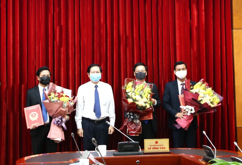 bo noi vu bo nhiem lanh dao mot so don vi hinh 1
