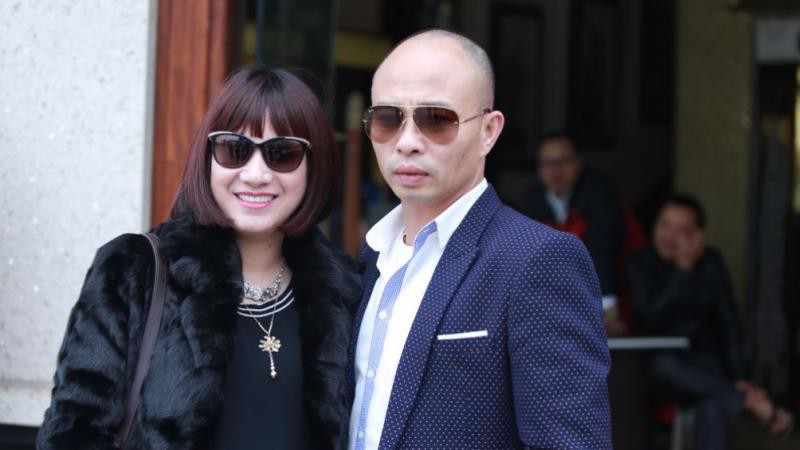 nhung thu doan "an chan" trang tron cua cap vo chong duong "nhue" hinh 1