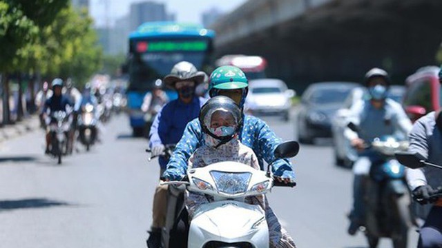 thoi tiet hom nay: ha noi tiep tuc ngay nang nong, nam bo chieu toi co mua hinh 1