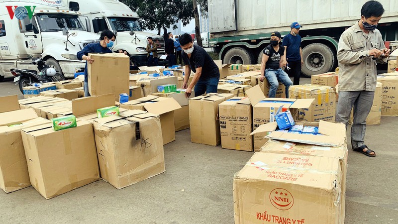 mot cong chuc hai quan lao cai bi dinh chi cong tac khi vua ve don vi moi hinh 1