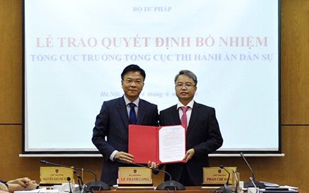 trao quyet dinh bo nhiem tong cuc truong tong cuc thi hanh an dan su hinh 1