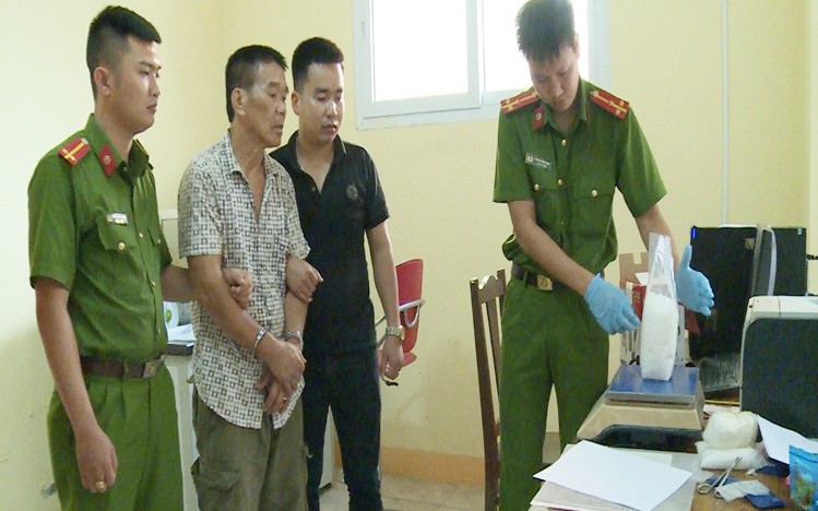 bat doi tuong van chuyen gan 3kg ma tuy tai tp vinh yen hinh 1