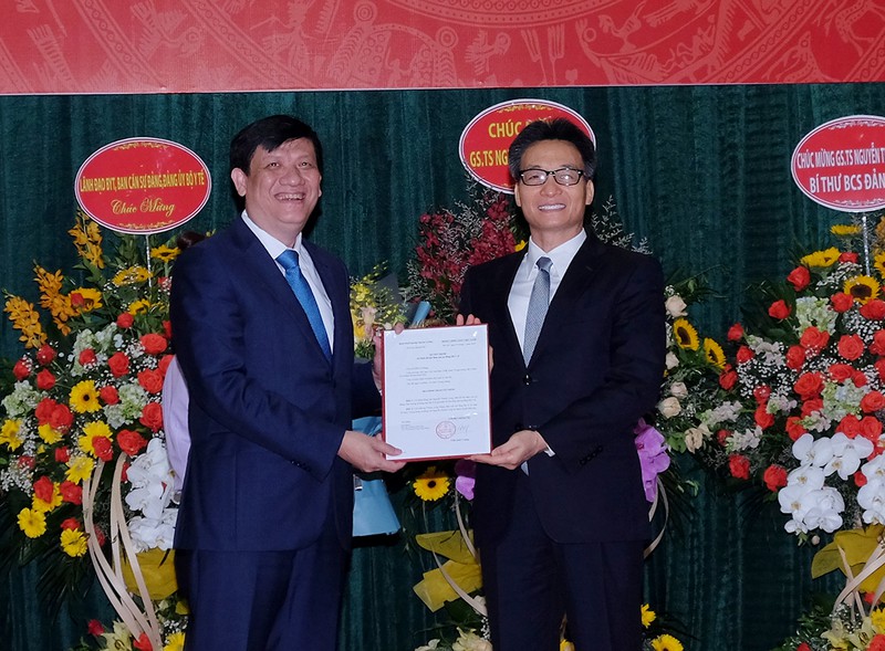 cong bo quyet dinh giao quyen bo truong bo y te hinh 1