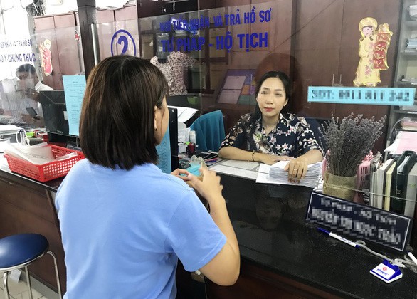 ghi ten nguoi du dinh cuoi vao giay chung nhan doc than co can thiet? hinh 1