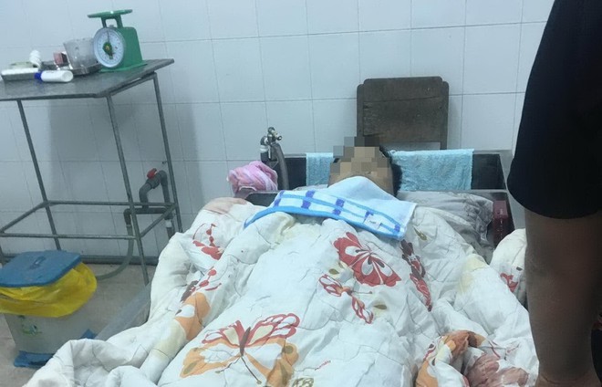 nong 24h: ke cam dau duong day nhap canh trai phep la nguoi trung quoc hinh 4