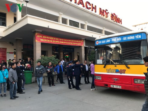 ha noi tiep tuc dieu chuyen luong tuyen, khong vi "nhom loi ich" nao hinh 1