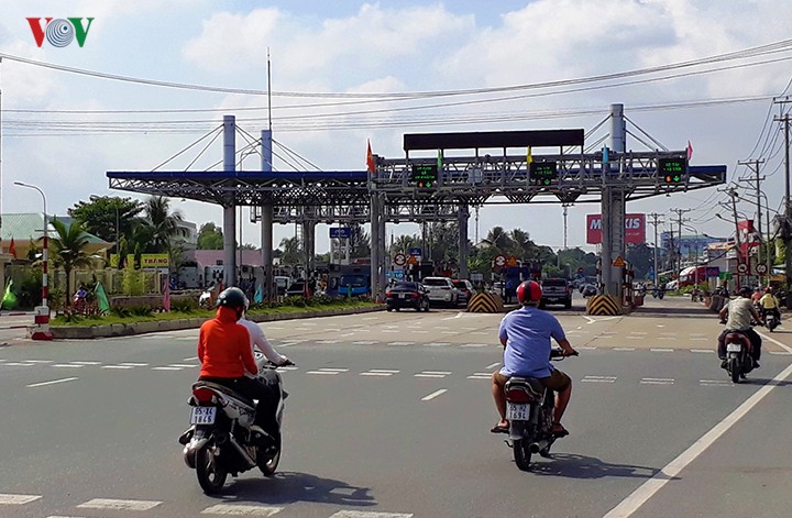 den han 31/12, thu phi khong dung etc go sao cho het vuong? hinh 5