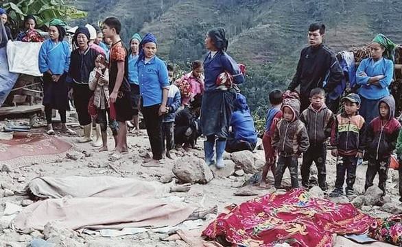 sap tuong trong luc pha do nha, 5 nguoi chet o ha giang hinh 2