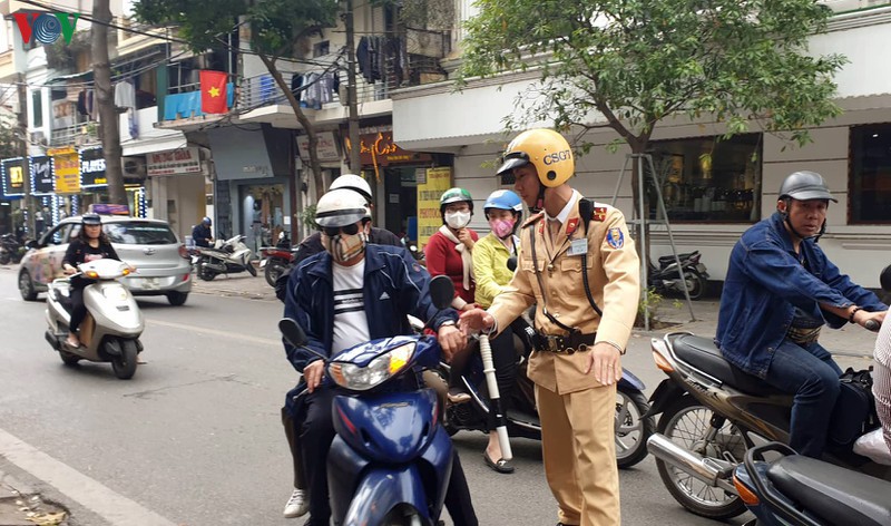 moi ngay co khoang 500 lai xe bi xu ly vi pham nong do con, lai xe da biet so hinh 1