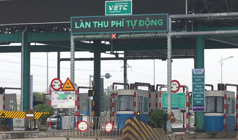 cham thu phi tu dong, dung de chinh sach thanh con tin cua doanh nghiep hinh 3