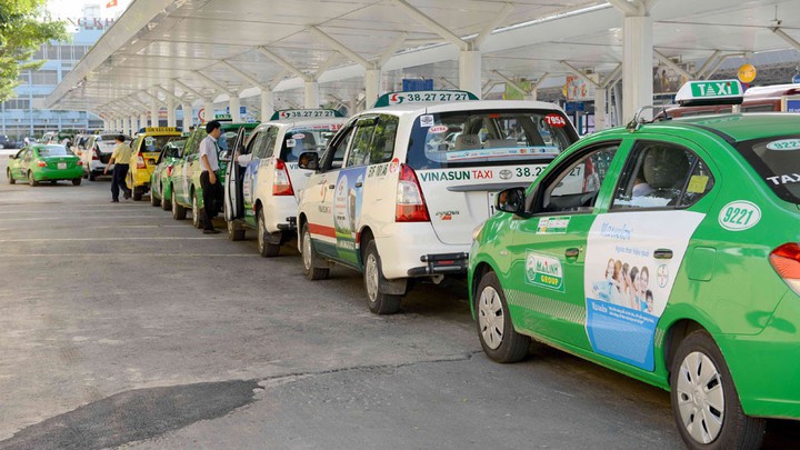 taxi truyen thong co the gan "mao" hoac dan phu hieu nhu xe cong nghe hinh 2