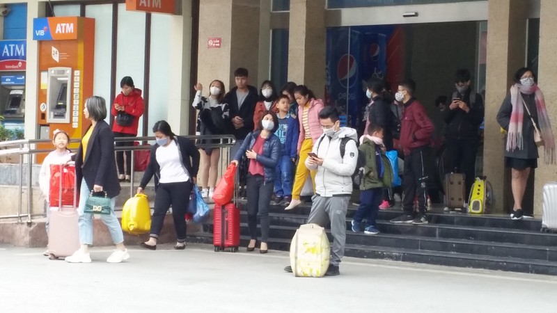 phong chong virus corona cho hanh khach di tau nhu the nao? hinh 1