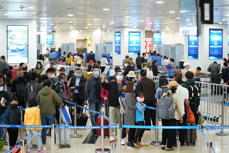 nguoi tu cac nuoc asean bay den viet nam se phai cach ly 14 ngay hinh 1