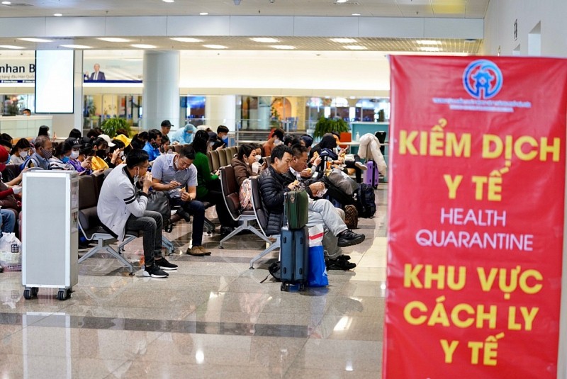 bat buoc khai bao y te tren cac chuyen bay noi dia va di xe khach lien tinh hinh 1