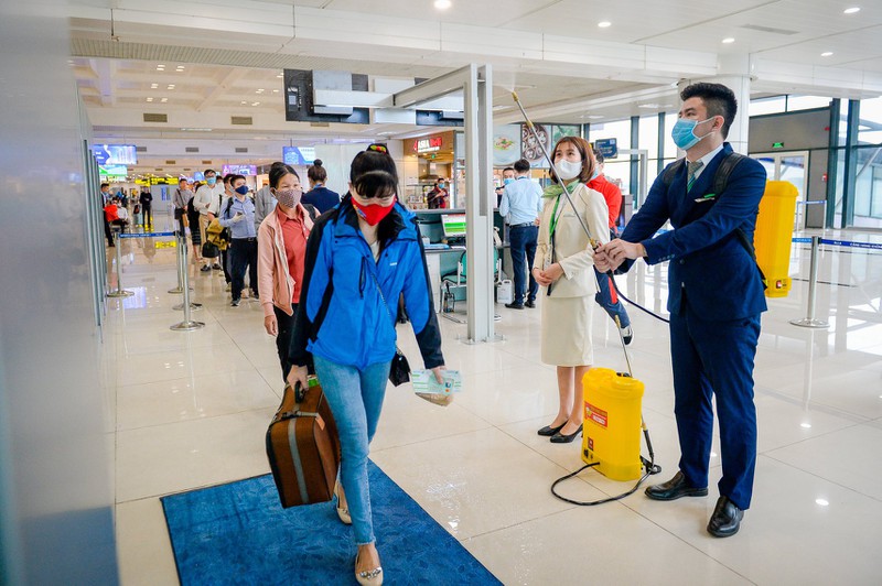 264 nguoi tu vung dich ve san bay noi bai ngay hom nay hinh 2