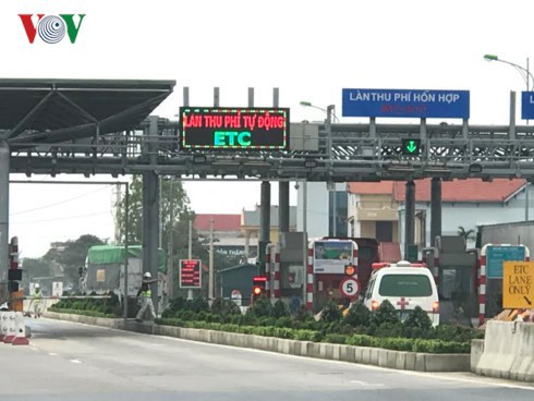 thu phi tu dong khong dung (etc) giam un tac, han che lay covid-19 hinh 2