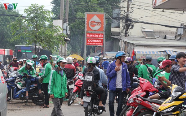 tam dung dich vu goi xe 2 banh tai ha noi de tranh dich covid-19, hinh 1