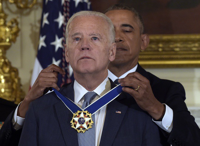 cuu tong thong obama ung ho ong joe biden trong cuoc dua vao nha trang  ​ hinh 1