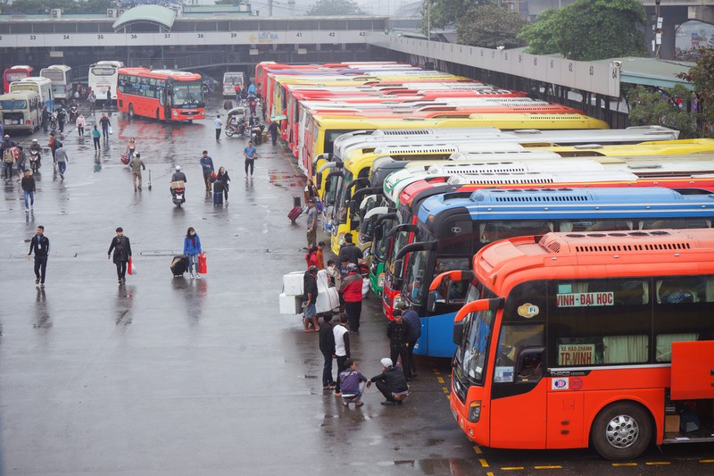 mo ben xe sau 0 gio o ha noi: xe chay ngay-dem khong duoc trai tuyen hinh 2