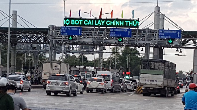 de xuat tang phi bot: bo gtvt dang bao ve quyen loi cua ai? hinh 3