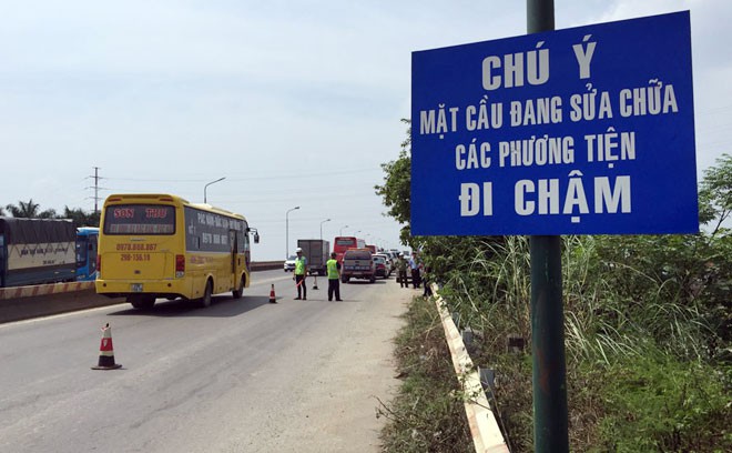 cam xe de sua chua cau thang long, phuong tien di theo lo trinh nao? hinh 2