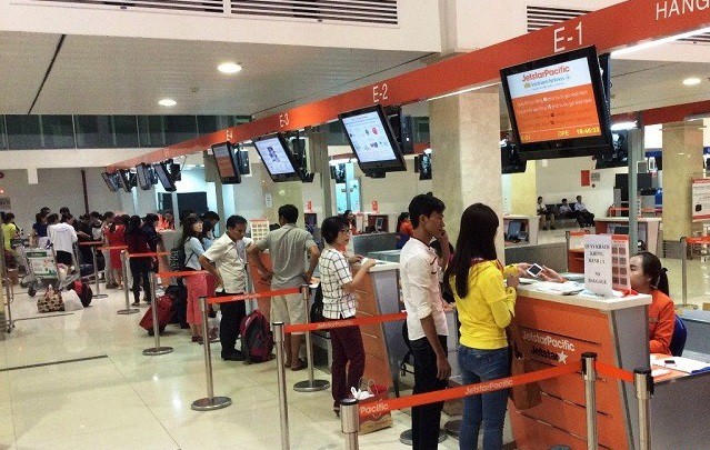 ban ve qua so ghe tren chuyen bay, pacific airlines phai xin loi khach hinh 1