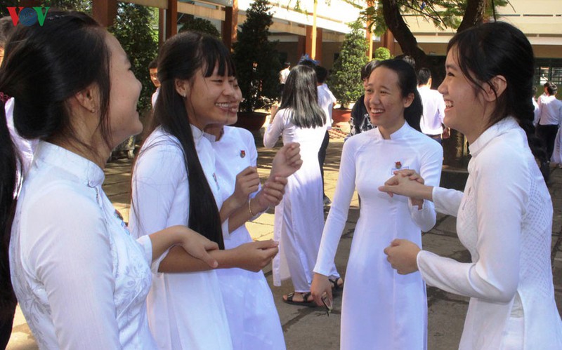 cong bo diem trung tuyen truong chuyen dai hoc su pham ha noi hinh 2