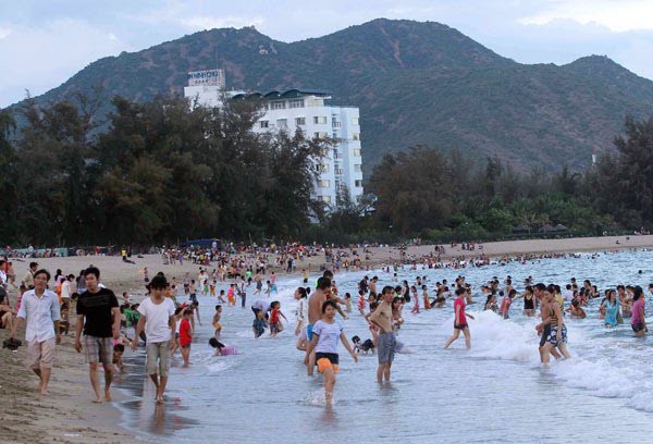 ninh thuan cam su kien tap trung tren 30 nguoi hinh 1