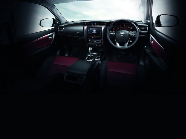 toyota fortuner trd sportivo ra mat tai thai lan co gi khac biet? hinh 7