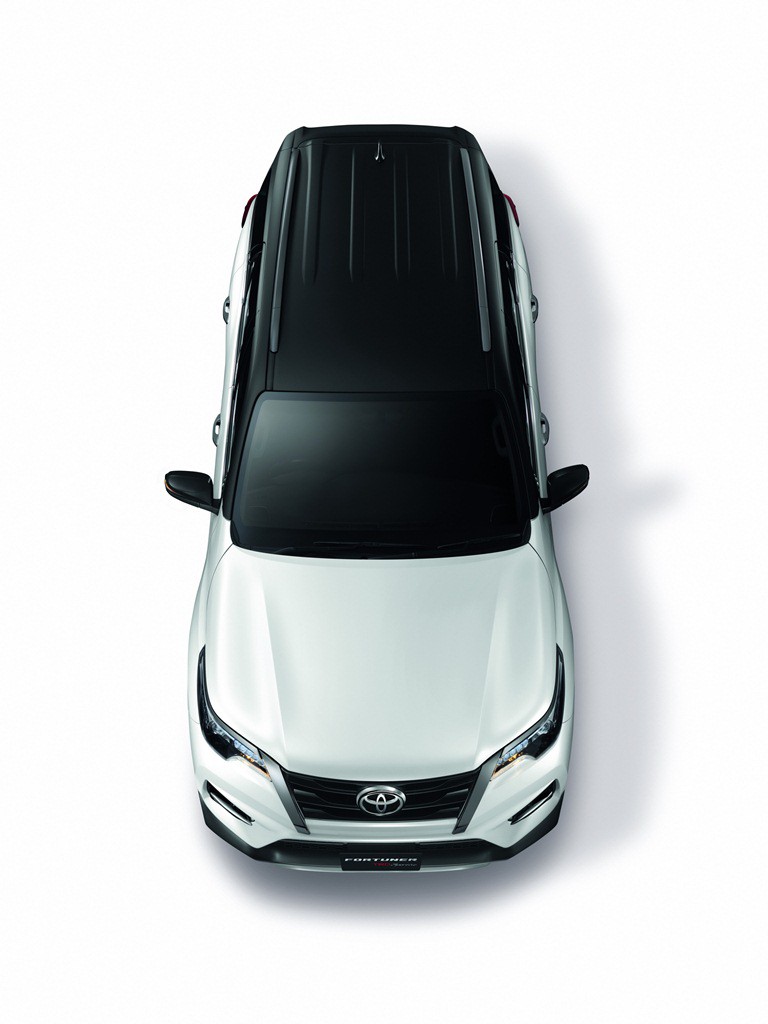 toyota fortuner trd sportivo ra mat tai thai lan co gi khac biet? hinh 5