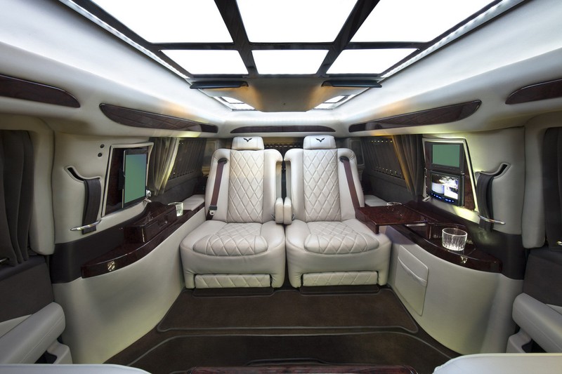 kham pha cadillac escalade chong dan cua add armor hinh 12