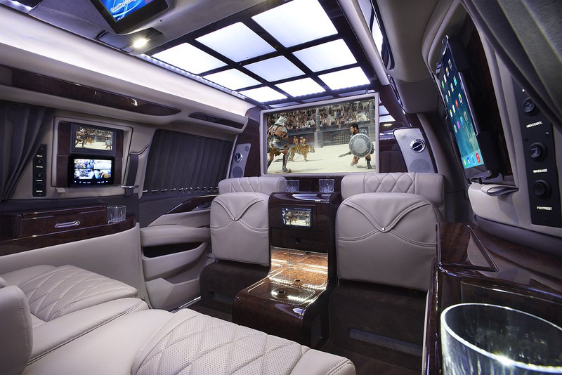 kham pha cadillac escalade chong dan cua add armor hinh 11