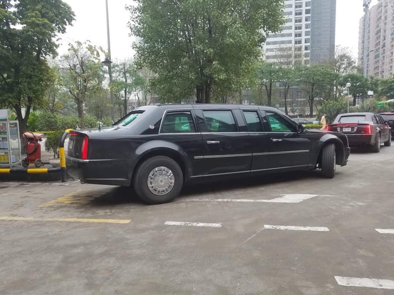 nhung hinh anh "quai thu" cadillac one cua donald trump tai ha noi hinh 5