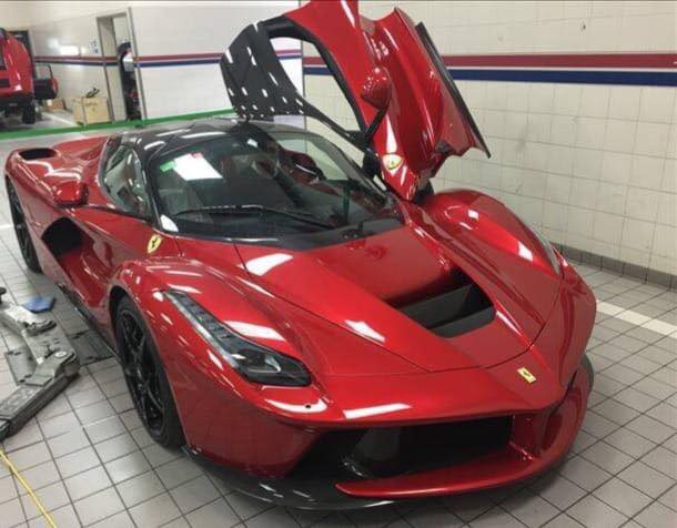 dai gia campuchia don 2 sieu pham laferrari trong dem hinh 2