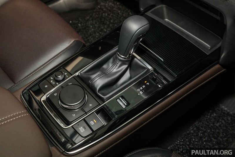 can canh mazda cx-30 2.0l skyactiv-g hinh 11