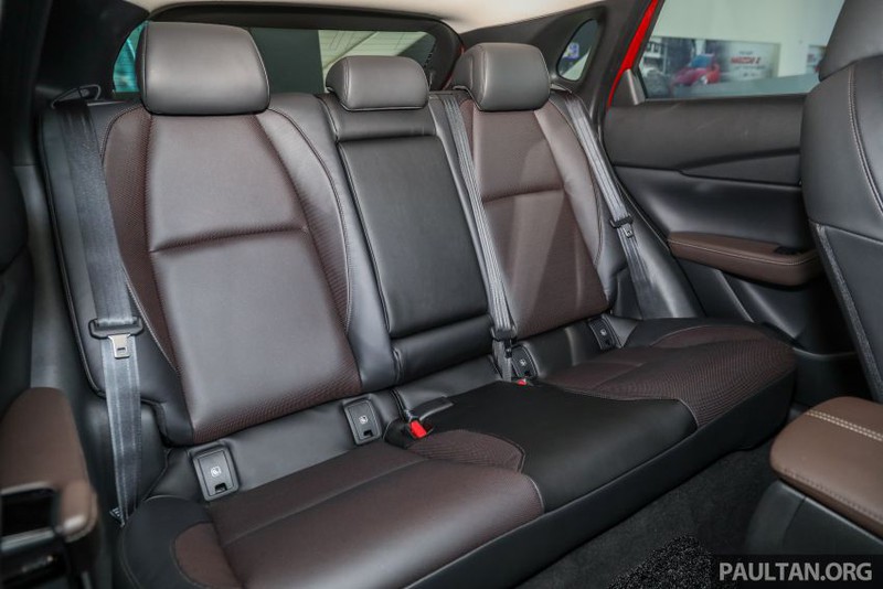 can canh mazda cx-30 2.0l skyactiv-g hinh 12