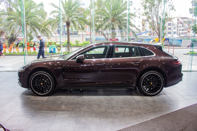kham pha porsche panamera 4 sport turismo hon 6 ty tai viet nam hinh 9